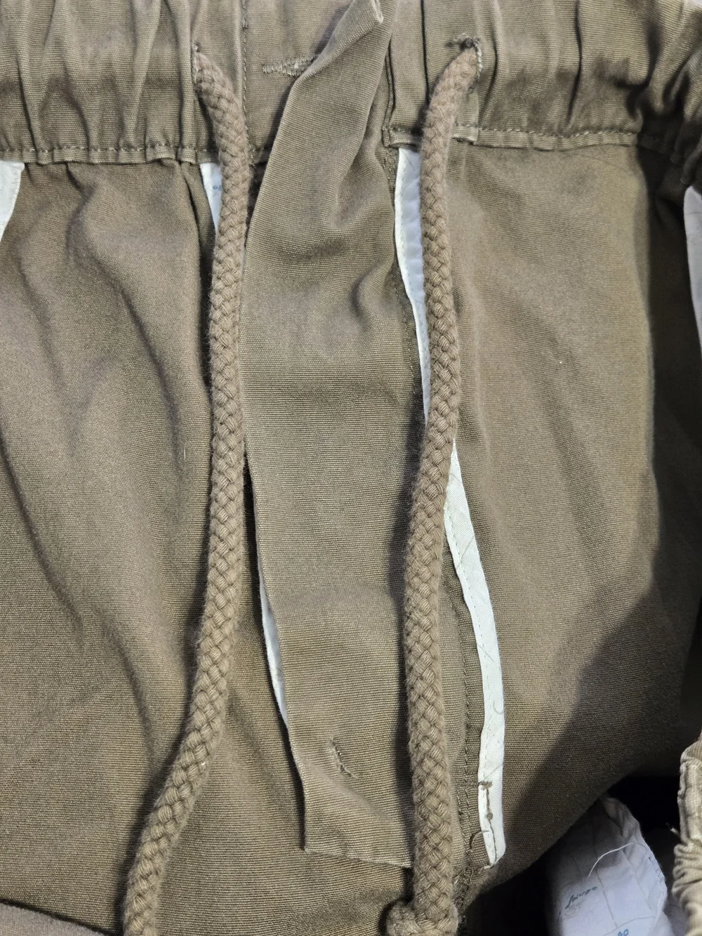 Tommy Bahama Cargo Shorts Men's XL Olive Green Drawstring Cotton